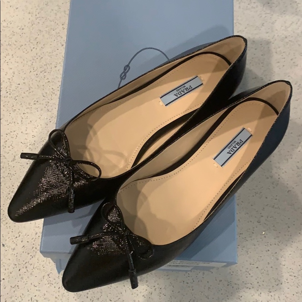 Prada black saffiano leather pointy flat shoes